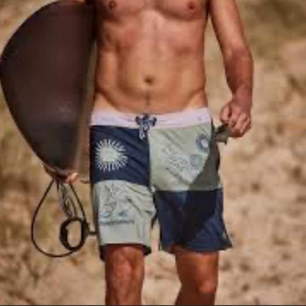 Roark Passage 17” Board Shorts Mens Size 32 Costa Chapparal Hemp NEW